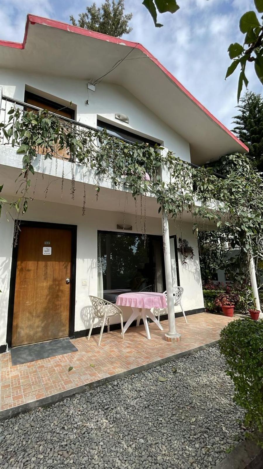 8Fold-Pinecrest By Larisa, Bhimtal Hotel Exterior foto