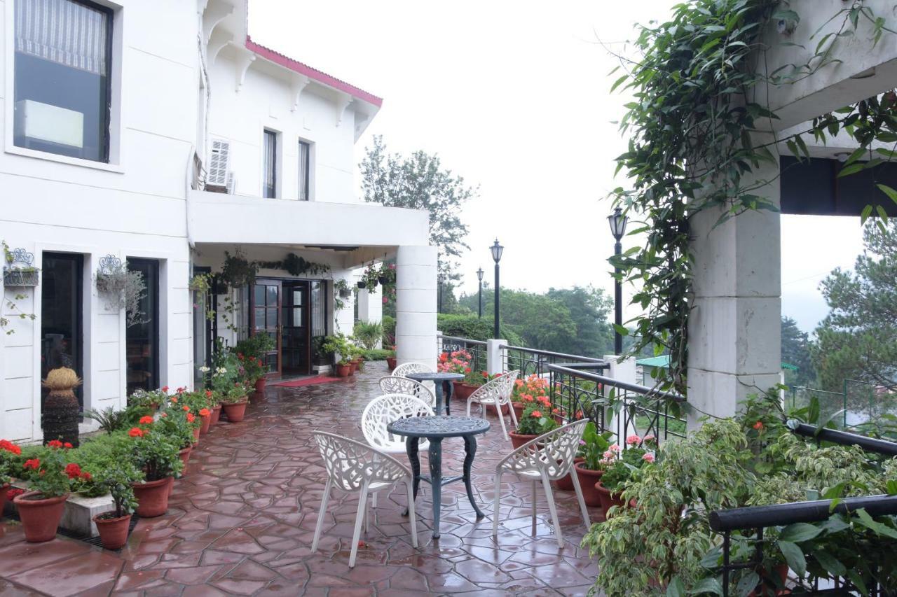 8Fold-Pinecrest By Larisa, Bhimtal Hotel Exterior foto